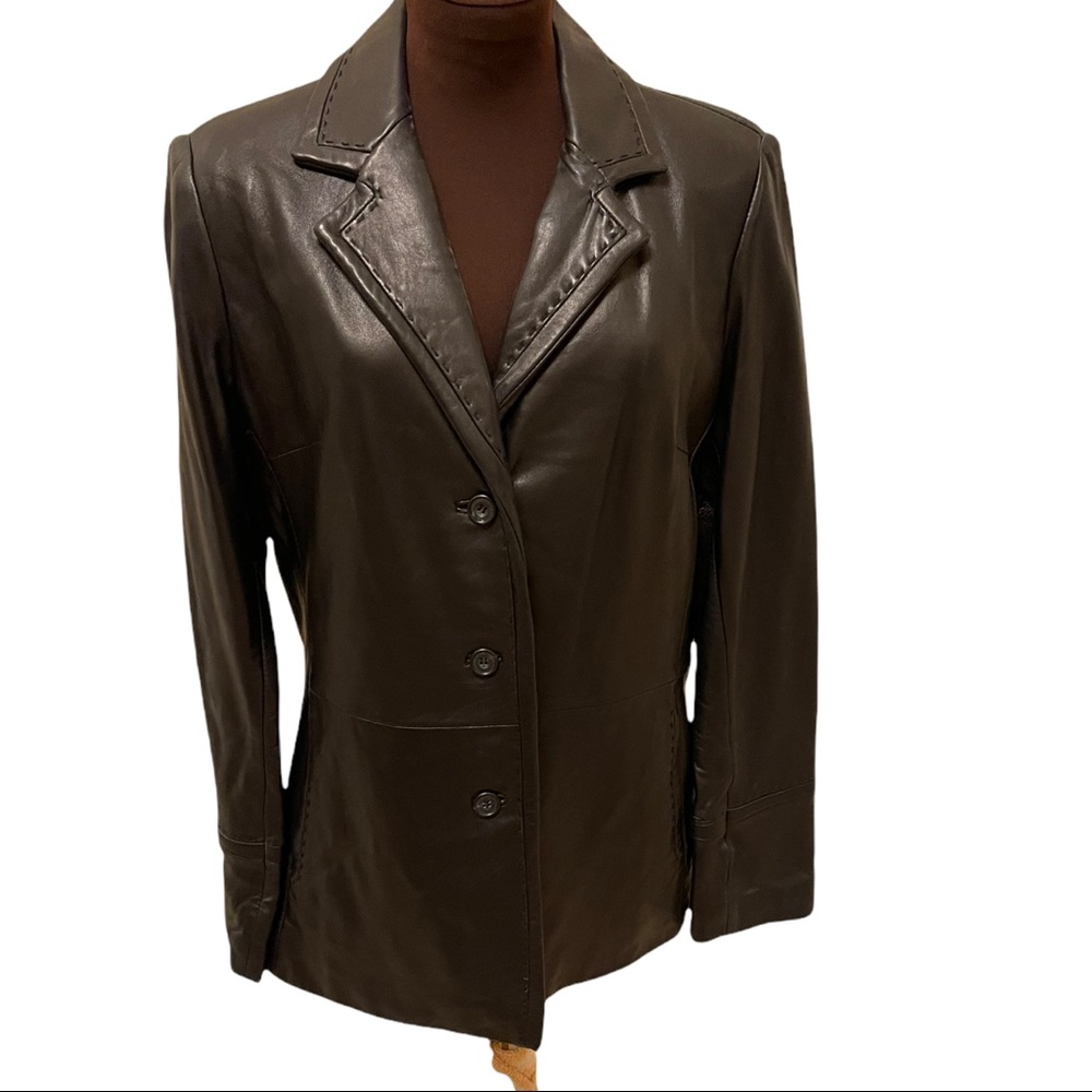 Like new Jones New York 100% soft lamb skin-leather jjacket